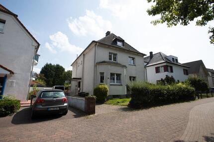 Vermietetes Zweifamilienhaus + ca. 1.117 m² Grundstück in Datteln