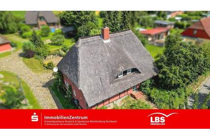 natürliches Reetdachhaus für 2 Familien - Retschow Stülow