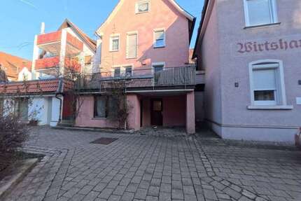Haus zum Kaufen in Geislingen 319.000,00 € 285.2 m²