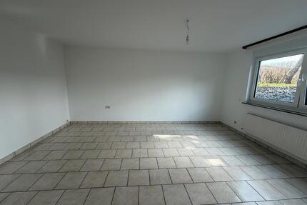 2-Zimmer-Wohnung mit Garten und Stellplatz zu vermieten - Deckenpfronn