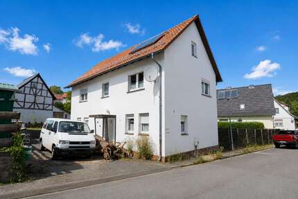 Haus zum Kaufen in Nentershausen Süß 65.000,00 € 121 m² - Nentershausen / Süß