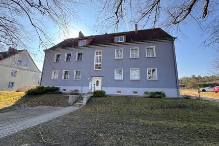 2-Raum-Dachgeschosswohnung in Plau am See Wohnung Zweiraumwohnung Einbauküche Dusche