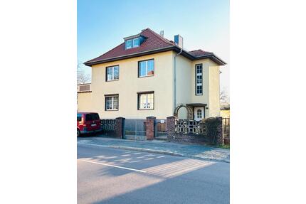 4 Zimmer Wohnung mit Balkon - Köthen (4 Raum Wohnung) - Köthen (Anhalt)