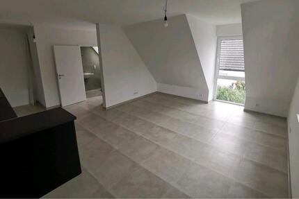 Gemütliche Dachgeschosswohnung in Kattenstroth zum 01.0601.07 - Gütersloh