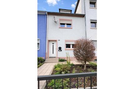 Charmantes Reihenhaus mit Garten in Trier zu vermieten