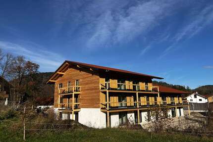 Wohnung zum Mieten in Ruhpolding 1.080,00 € 77 m²