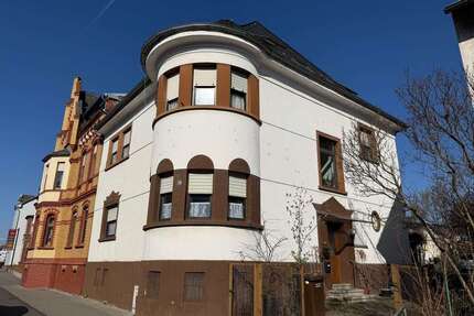 Haus zum Kaufen in Koblenz 399.000,00 € 214.83 m²