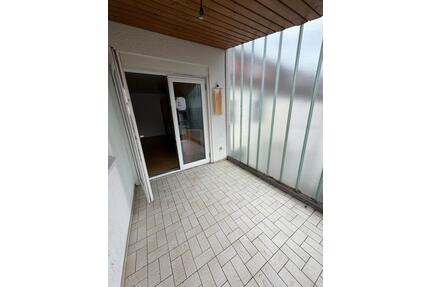 Wohnung 1. Obergeschoss - 400,00&nbsp;EUR Kaltmiete, ca.&nbsp; 50,00&nbsp;m&sup2; in Schmelz (PLZ: 66839)