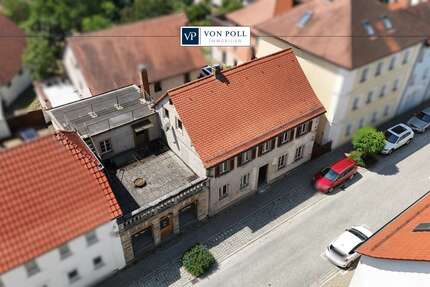 Haus zum Kaufen in Schillingsfürst 119.000,00 € 321 m²