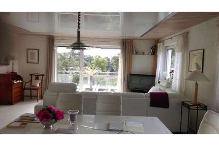 Haus zum Kaufen in Leonberg 945.000,00 € 206 m²