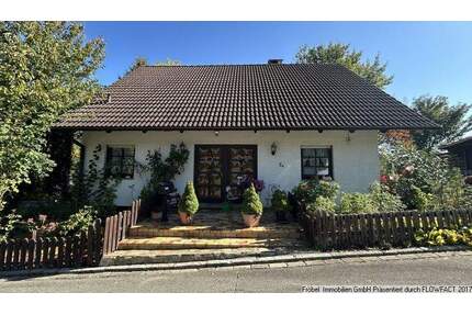 Freistehendes EFH mit 3 PKW-STP i.Fr. 2-Zimmer-Einliegerwohnung in 79739 Schwörstadt-Dossenbach