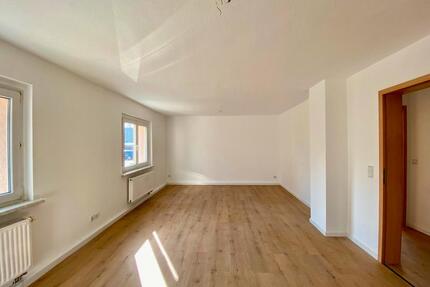 3Z Erstbezug nach Sanierung - Ruhige Lage in Zwenkau - Seenähe