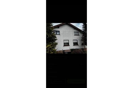 Zweifamilienhaus Bad Nauheim mit großem Keller Doppelgarage