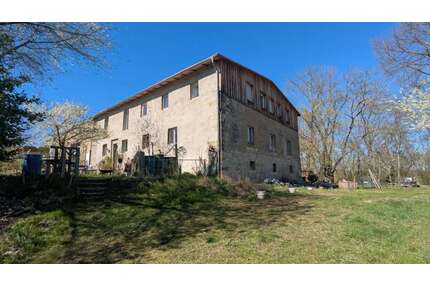 Haus zum Kaufen in Müglitztal 330.000,00 € 367 m²