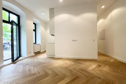 Ruhige Gartenwohnung in top Lage | EBK | Keller | Wunderschöner Altbau - Berlin Steglitz-Zehlendorf