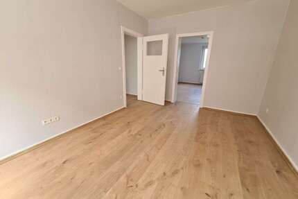Wohnung zum Mieten in Gelsenkirchen 305,00 € 42.8 m²