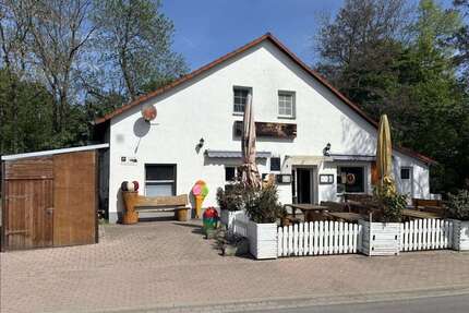 Haus zum Kaufen in Neukieritzsch 340.000,00 € 80.41 m²