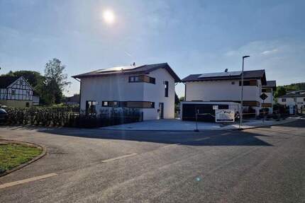 Exklusives KfW 40+ Designhaus zur Miete: Autarkes Wohnen im Grünen zwischen Jena & Gera - Harth-Pöllnitz Burkersdorf