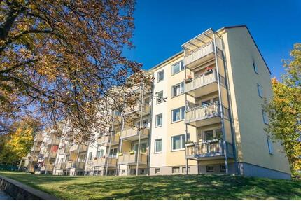 Großzügige 2-Raum-Balkonwohnung mit Gäste-WC - Chemnitz Kapellenberg