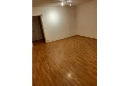 2 Zimmer Wohnung in zentraler Lage in Niederwerrn