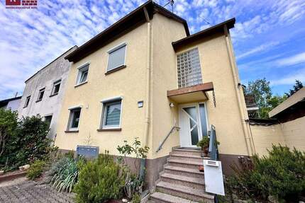 ?? F-Goldstein: Gepflegtes 2-Familienhaus mit Garten, Garagen & Bonus - Frankfurt am Main Schwanheim