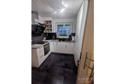 Solide, großzügige 3 Zimmer-Wohnung in ländlicher Umgebung! - Berglen Lehnenberg