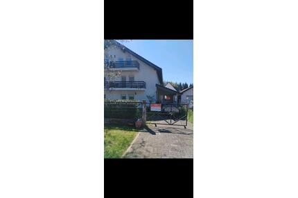 Doppelhaus Hälfte - 310.000,00&nbsp;EUR Kaufpreis, ca.&nbsp; 150,00&nbsp;m&sup2; in Eitorf (PLZ: 53783)