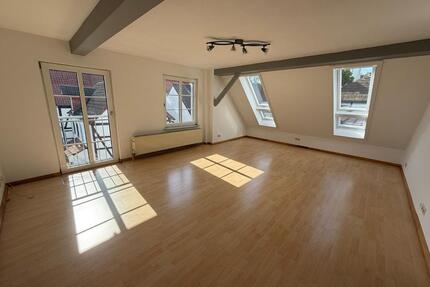 große, helle 122 m² - Wohnung, zentral gelegen - Beverungen