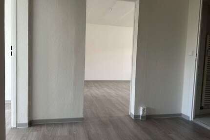 Wohnung zum Mieten in Wilkau-Haßlau 435,00 € 78.6 m²