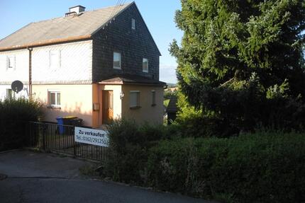 Doppelhaushälfte mit großem Gartengrundstück - Neuhausen/Erzgebirge