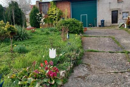 Einfamilienhaus mit Nebengelass - Gröningen