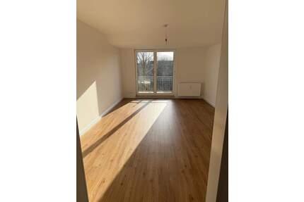 Ahrensburg! Erstbezug nach Kernsanierung!