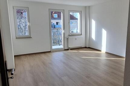 +++ Hübsche 2-Zimmerwohnung mit Balkon ins Grüne +++ - Dresden Blasewitz