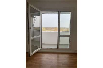 Wohnung zum Mieten in Dessau-Roßlau 331,00 € 56.1 m²
