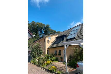 Wohnen mit Charakter: großzügiges Haus in Loxstedt-Stotel