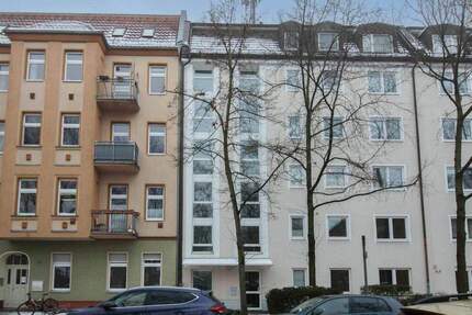2-Zimmer-Wohnung mit Wintergarten und Aufzug - frei werdend in Berlin-Niederschöneweide