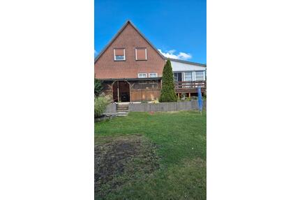 Haus zur Miete - 1.600,00&nbsp;EUR Kaltmiete, ca.&nbsp; 266,00&nbsp;m&sup2; in Bleckede (PLZ: 21354)