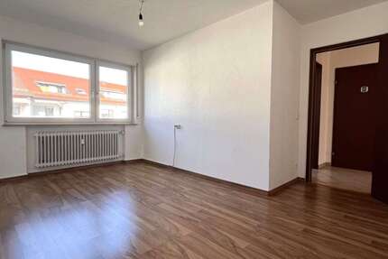 Wohnung zum Kaufen in Leonberg 225.000,00 € 74 m²