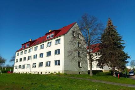 Renovierte 2 Zimmer-Wohnung - 288,00&nbsp;EUR Kaltmiete, ca.&nbsp; 48,00&nbsp;m&sup2;&nbsp;Wohnfl&auml;che in Ostrau (PLZ: 04749)