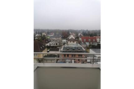 Ein Zimmer Wohnung von privat zu verkaufen extra Küche extra Bad - München Schwabing-Freimann