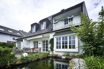 Haus zum Kaufen in Bonn 835.000,00 € 220 m²