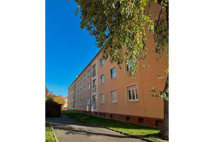 Zentral, gemütlich, besonders – 2 Zimmer im Erdgeschoss - Hoyerswerda