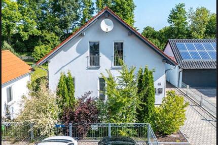 Möblierte 3 Zimmer Wohnung im Einfamilienhaus - Windach