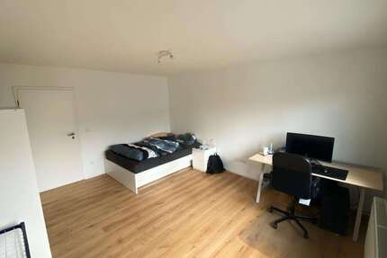 Wohnung zum Mieten in Karlsruhe 520,00 € 15 m²