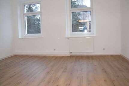 Wohnung zum Mieten in Hartmannsdorf 575,00 € 80.64 m²