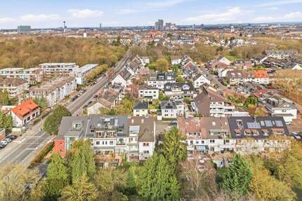 Haus zum Kaufen in Köln 1.290.000,00 € 258 m²