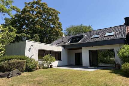Haus zum Kaufen in Darmstadt 1.230.000,00 € 210 m²
