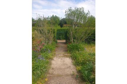 Pachtgarten in Dessau-Süd - 2.000,00&nbsp;EUR Kaltmiete, ca.&nbsp; 0,00&nbsp;m&sup2; in Dessau-Roßlau (PLZ: 06844)