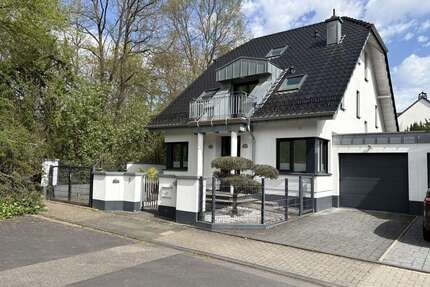 Haus zum Kaufen in Köln 1.800.000,00 € 230 m²