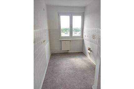 Schöne Stilvolle sonnige 2-R.-Wohnung in Dessau im 4.OG,48,60m2 mit BLK.zu vermieten. - Dessau-Roßlau Innenstadt